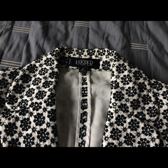 Jacket - Picture 4 of 5